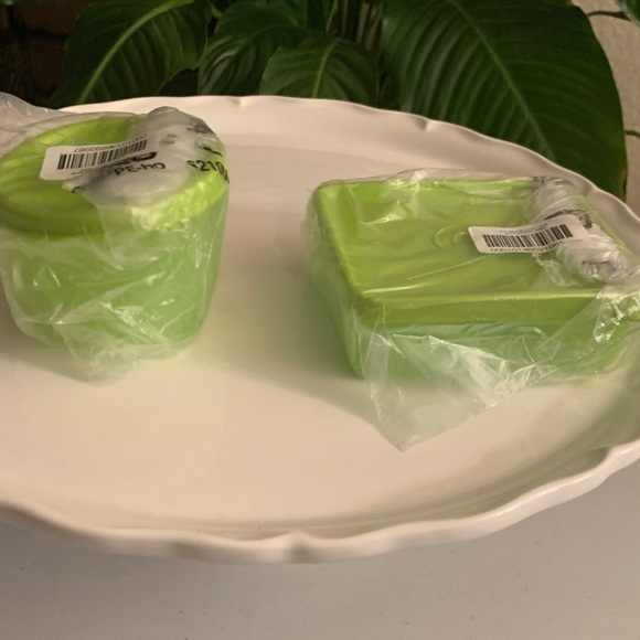 Tupperware Boys Dinasaur Lunch Bag with containers - Picture 5 of 6